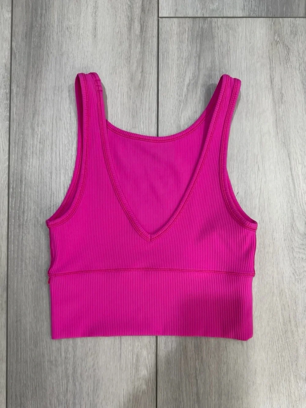 lululemon Power Pivot Ribbed Crop Tank Top in Pow Pink  — Size 4.